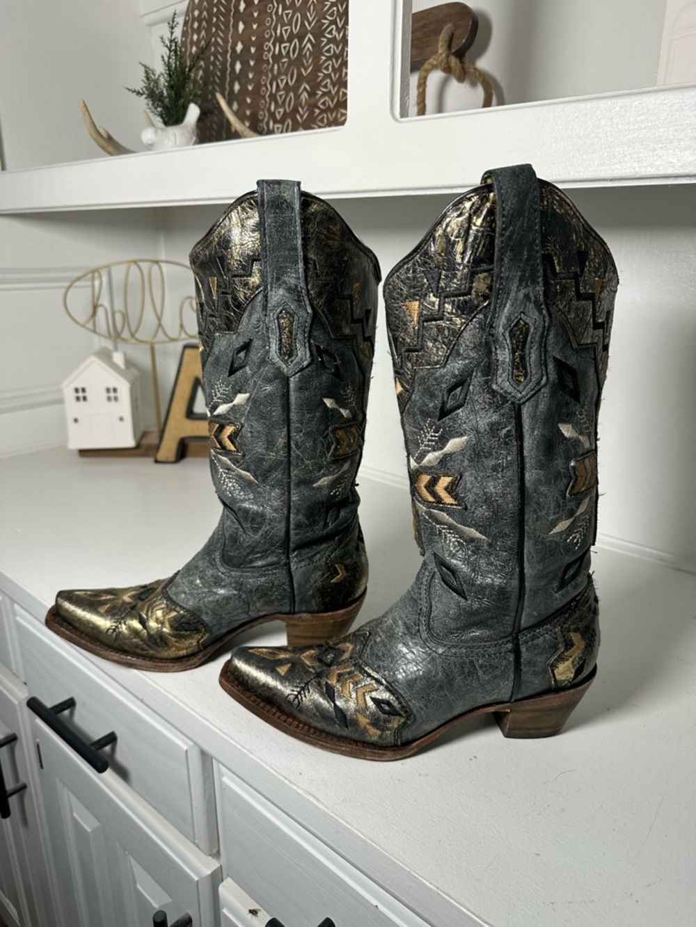 Corral Boots Womens 7M Metallic Gray Cowboy Embroidered Western Leather Distress